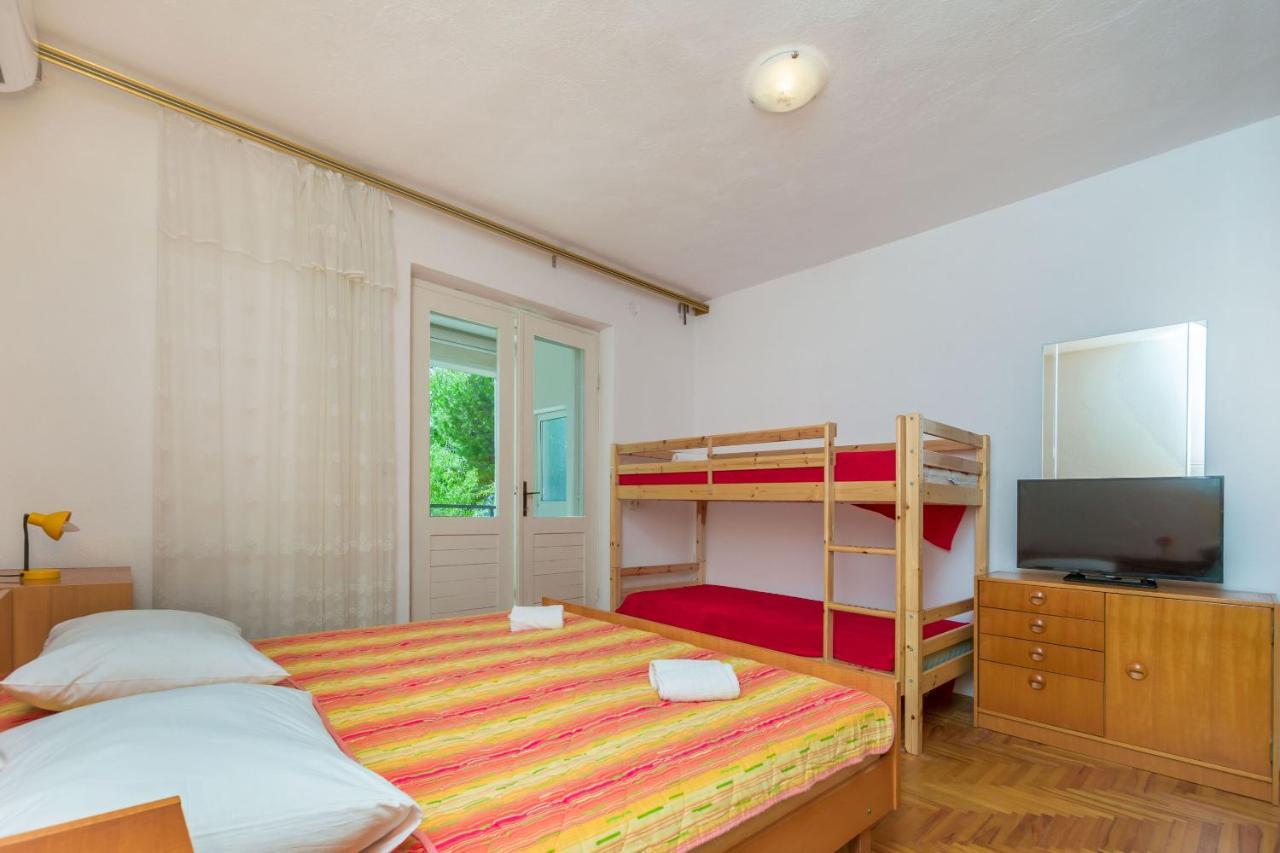 Apartments Ilijanka Brela Bagian luar foto