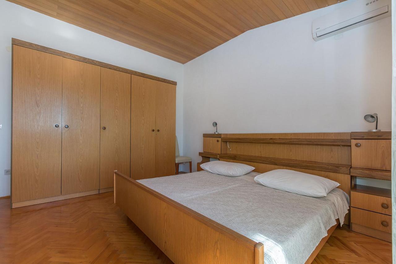 Apartments Ilijanka Brela Bagian luar foto